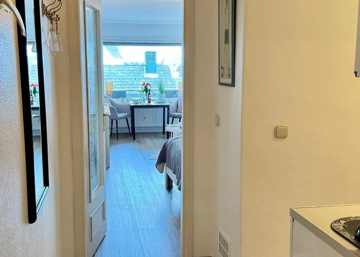 Strand-gut, 12-29 * Sylt