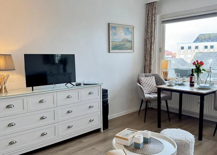 Strand-gut, 12-29 * Sylt